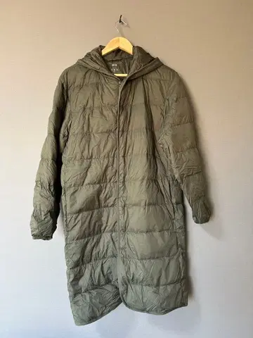 UNIQLO 후드 부착 울트라 라이트 다운