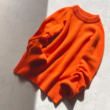 Mila Owen 울 캐시미어 래글런 크루 니트 풀오버 오렌지