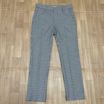 ZARA 체크 무늬 팬츠 미사용품