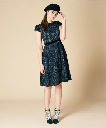 토카 윈터 코스모스 원피스