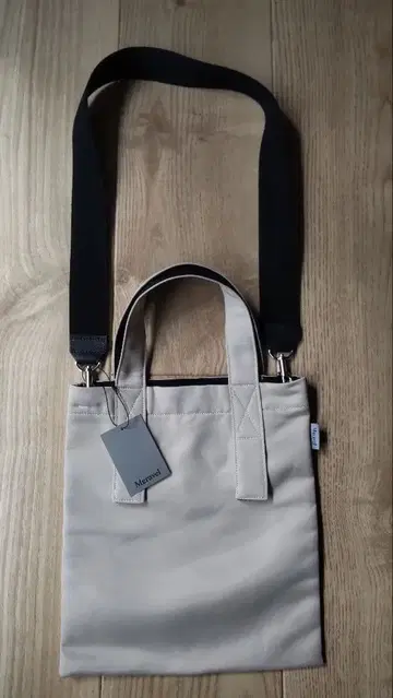 Meravel 베이지 숄더백