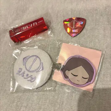 요루시카 도작 재연 가챠 룸 키링 빨간색 9/7 고베 외 3점