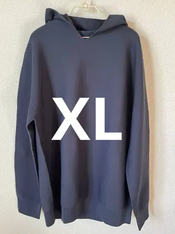 워셔블 3D 니트 후드티