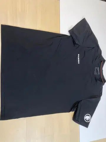 MAMMUT 블랙 T셔츠 US L 사이즈