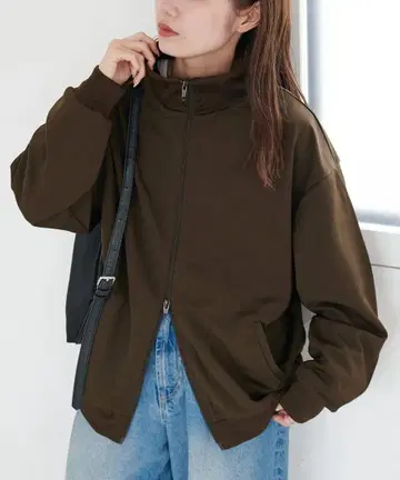 새상품! [ Discoat ] 트랙 저지 브라운