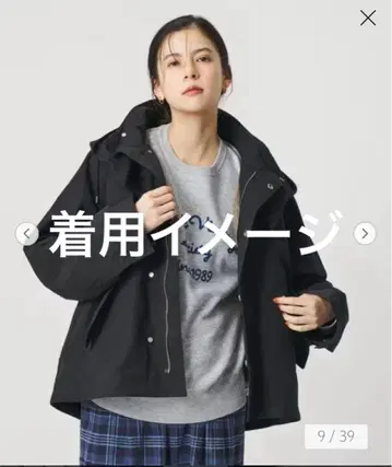 후드 부착 블랙 점퍼 (플리스 탈부착 가능)