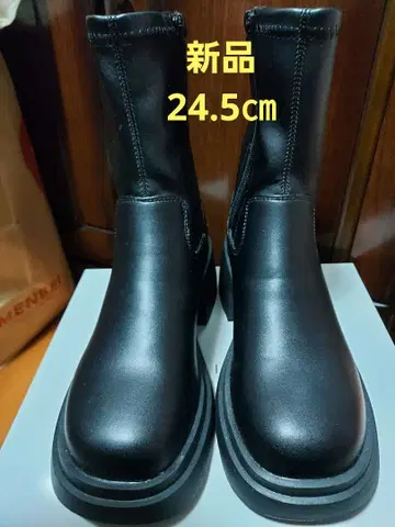 새상품 통굽 부츠 24.5cm 블랙