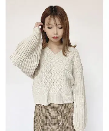 원 웨이 백리본 케이블 니트