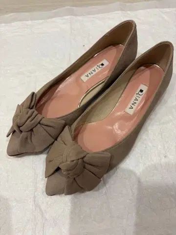 [ 새상품급 ] 다이애나 DIANA 펌프스