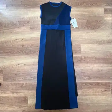 컬러 블로킹 슬리브리스 원피스