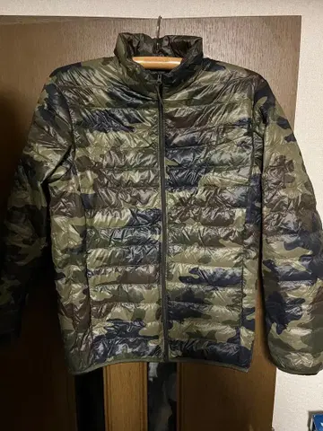 카모플라쥬 퀼팅 다운 자켓 유니클로