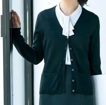 [ 미개봉 새상품 ] Sealery 가디건 M 사이즈 50650