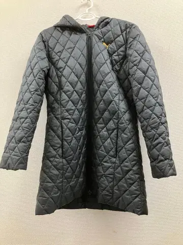Puma BLACK 퀼팅 벤치 코트