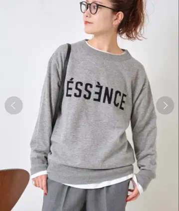 spick and span essence 로고 니트