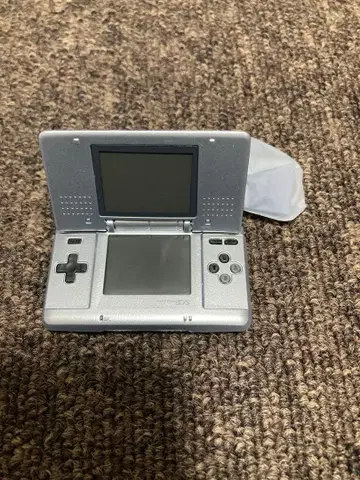 닌텐도 DS 실버 키링 상자 없음 닌텐도 뮤지엄