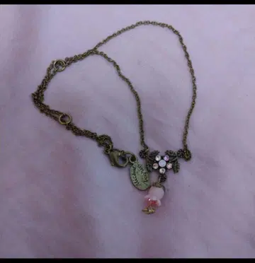 미하엘 네그린 목걸이 스즈란 핑크 계열 플라워 꽃  스즈란