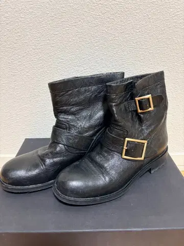 JIMMY CHOO 블랙 엔지니어 부츠