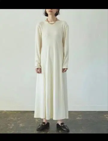 [미중고] 라운지 드레스 니트컷 플레어 원피스 니트 원피스