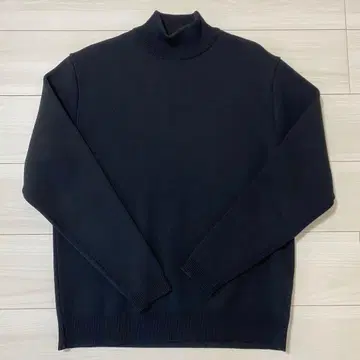 PUBLIC TOKYO 블랙 터틀넥 스웨터