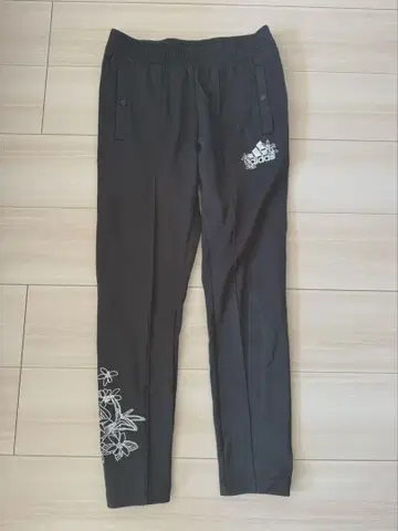 [ 여성용 adidas 저지 팬츠 ]