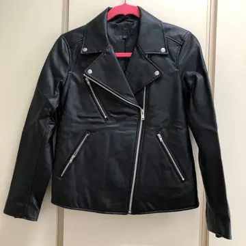 유니클로 가죽 자켓 S사이즈