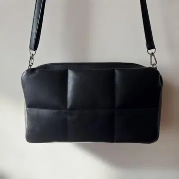 블랙 whimgazett 퀼팅 숄더백