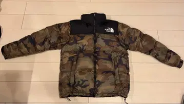 THE NORTH FACE 카모플라쥬 다운 자켓