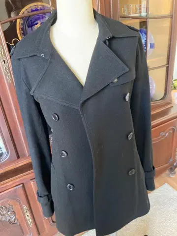 띠어리 블랙 더블 브레스트 코트 사이즈 2