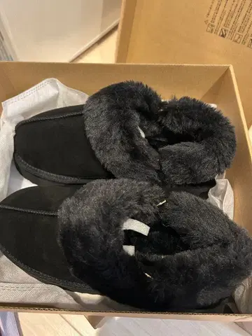 ORiental TRaffic 블랙 퍼 포함 어그 부츠 L 사이즈