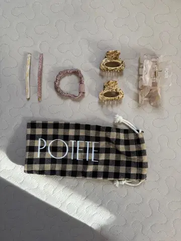 POTETE / 헤어 액세서리 세트 / 체크 무늬 복조리 포함