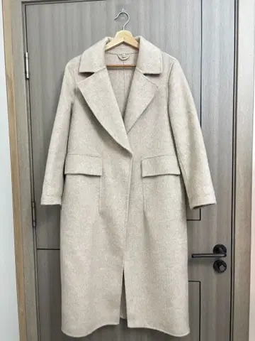 베이지 울 혼방 롱 코트