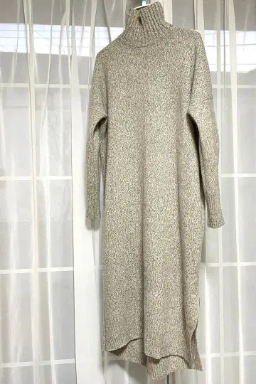 투모로우랜드 울 니트 원피스