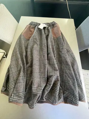 벌룬 스커트 두꺼운 원단 체크 겨울 상품