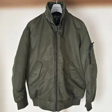 미사용품 유니클로 J 플러스 플라이트 자켓 올리브 L