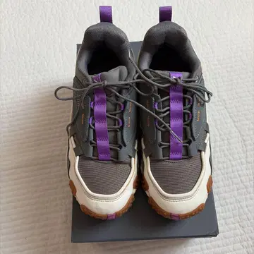 PUMA 스니커즈 24cm