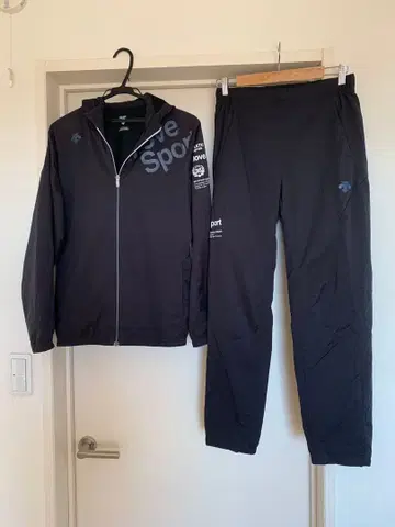 데상트 무브스포츠 셋업 나일론 저지 자켓 팬츠