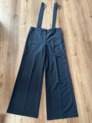 새상품급! theory 2way 서스펜더 와이드 팬츠 살로펫