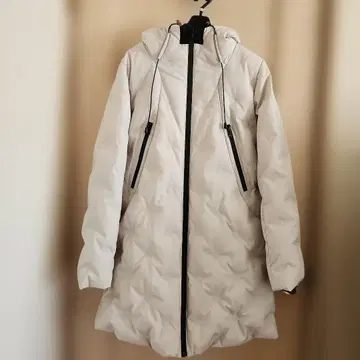 MISS J 후드 부착 다운 자켓 1회 착용 클리닝 완료