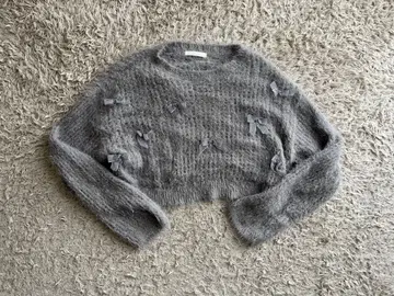 Chico 샤기 시어 리본 니트