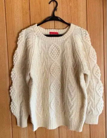 여성용 아이보리 케이블 니트 스웨터 JUST HIT