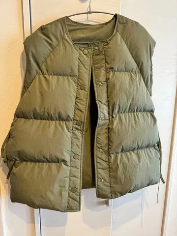 다운 베스트 M 올리브 그린