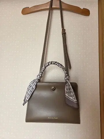 클래시 핸들 토트