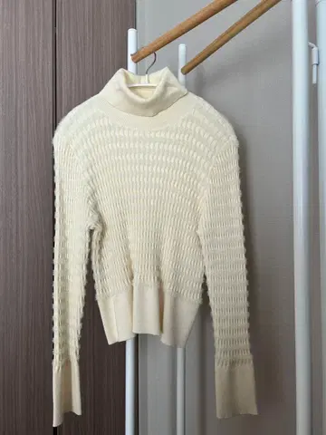 룰루 윌비 니트