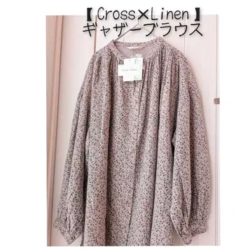 [Cross x Linen] 개더 블라우스 베이지(꽃무늬) 새상품 사만사