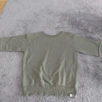 LOOPWHEELER 올리브 그린 맨투맨