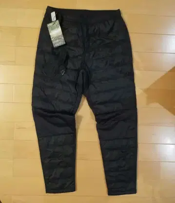 새상품 사이즈 L 블랙 2025년 모델 워셔블 퓨전 다운라이트 팬츠