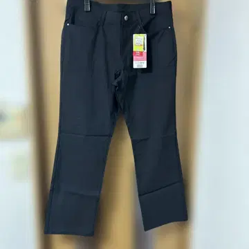 미사용 새상품 시마무라 락토키레이 팬츠 스트레이트 블랙 4L