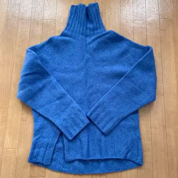 united tokyo 블루 터틀넥 스웨터