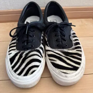 VANS 제브라 패턴 스니커즈