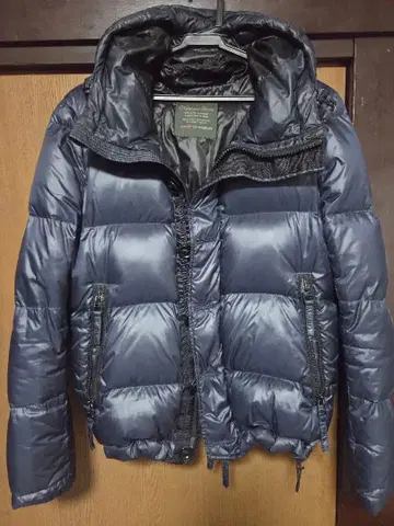 레어 모델 나노 유니버스 니시카와 콜라보 다운